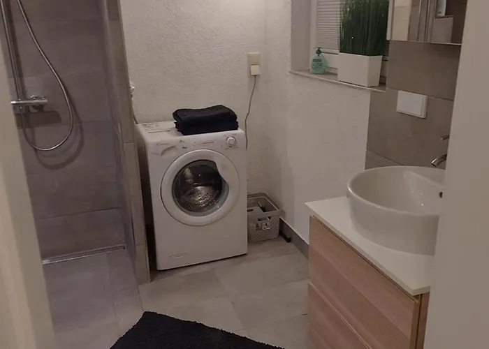 Ruhige, Zentrale Einliegerwohnung Im Kurpark 公寓